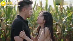 全裸生活村裡公用的女大學生-EP4